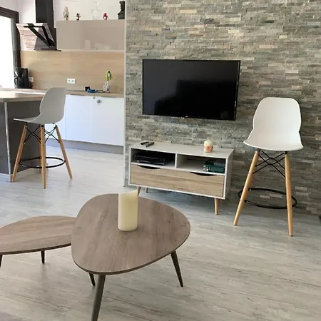 Magnifique T2 Avec Terrasse Et Jardin Prive Lägenhet